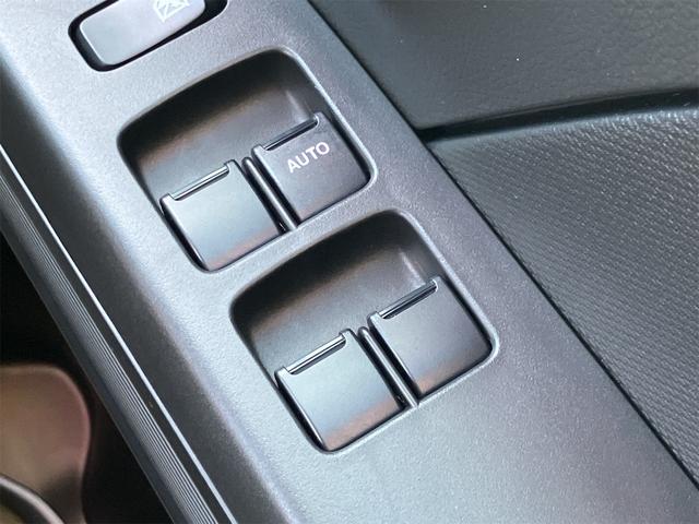 ワゴンＲ ＦＸ　届出済未使用車　デュアルブレーキサポート　レーンアシスト　クリアランスソナー　横滑り防止装置　スマートキー　プッシュスターター　オートライト　電動格納ドアミラー　ベンチシート（17枚目）