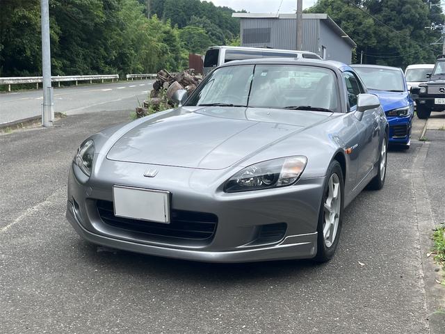 Ｓ２０００ ベースグレード　６速ＭＴ　ナビ　ＥＴＣ　プッシュスタート　スマートキー　ＤＶＤ再生　ＨＩＤ　パワステ　実走行６３６６８キロ　ＨＩＤ　パワーステアリング　パワーウィンドウ（2枚目）
