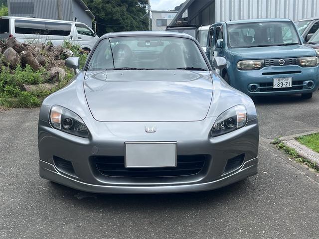 Ｓ２０００ ベースグレード　６速ＭＴ　ナビ　ＥＴＣ　プッシュスタート　スマートキー　ＤＶＤ再生　ＨＩＤ　パワステ　実走行６３６６８キロ　ＨＩＤ　パワーステアリング　パワーウィンドウ（3枚目）