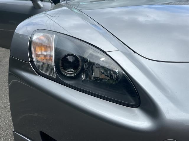 Ｓ２０００ ベースグレード　６速ＭＴ　ナビ　ＥＴＣ　プッシュスタート　スマートキー　ＤＶＤ再生　ＨＩＤ　パワステ　実走行６３６６８キロ　ＨＩＤ　パワーステアリング　パワーウィンドウ（16枚目）