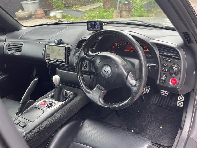 Ｓ２０００ ベースグレード　６速ＭＴ　ナビ　ＥＴＣ　プッシュスタート　スマートキー　ＤＶＤ再生　ＨＩＤ　パワステ　実走行６３６６８キロ　ＨＩＤ　パワーステアリング　パワーウィンドウ（18枚目）