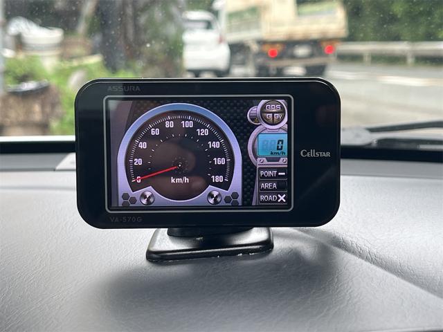 Ｓ２０００ ベースグレード　６速ＭＴ　ナビ　ＥＴＣ　プッシュスタート　スマートキー　ＤＶＤ再生　ＨＩＤ　パワステ　実走行６３６６８キロ　ＨＩＤ　パワーステアリング　パワーウィンドウ（21枚目）