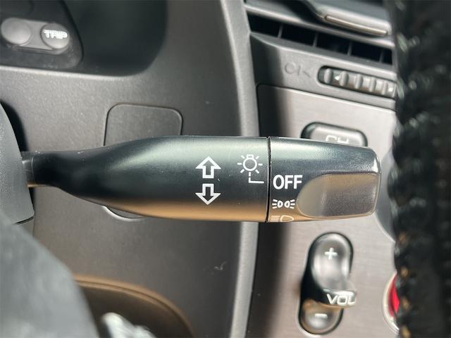 Ｓ２０００ ベースグレード　６速ＭＴ　ナビ　ＥＴＣ　プッシュスタート　スマートキー　ＤＶＤ再生　ＨＩＤ　パワステ　実走行６３６６８キロ　ＨＩＤ　パワーステアリング　パワーウィンドウ（31枚目）