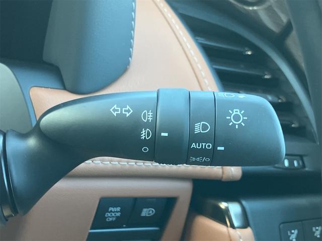 ヴェルファイアハイブリッド エグゼクティブラウンジ　全周囲カメラ　ナビ　ＴＶ　両側電動スライドドア　クリアランスソナー　オートクルーズコントロール　レーンアシスト　パークアシスト　衝突被害軽減システム　オートマチックハイビーム（24枚目）