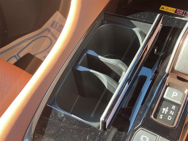 ヴェルファイアハイブリッド エグゼクティブラウンジ　全周囲カメラ　ナビ　ＴＶ　両側電動スライドドア　クリアランスソナー　オートクルーズコントロール　レーンアシスト　パークアシスト　衝突被害軽減システム　オートマチックハイビーム（61枚目）