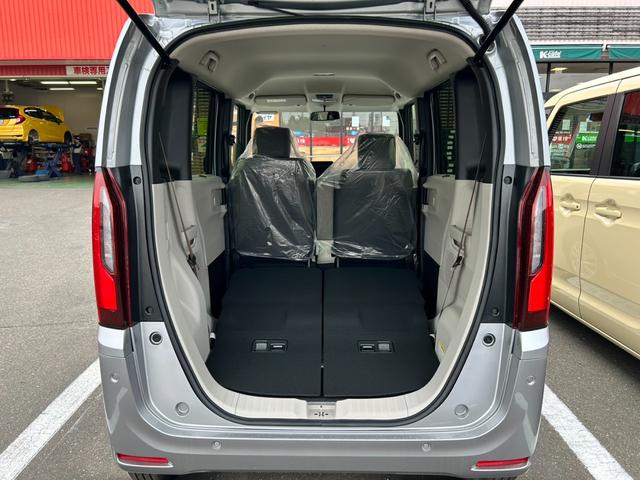 Ｎ－ＢＯＸ ベースグレード　届出済未使用車　被害軽減ブレーキ　リアカメラ　ＬＥＤヘッド　クルコン　ベンチシート（13枚目）