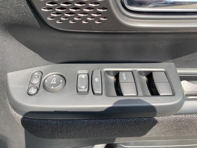 Ｎ－ＢＯＸカスタム ベースグレード　届出済未使用車　衝突軽減ブレーキ付き　両側電動スライドドア（15枚目）