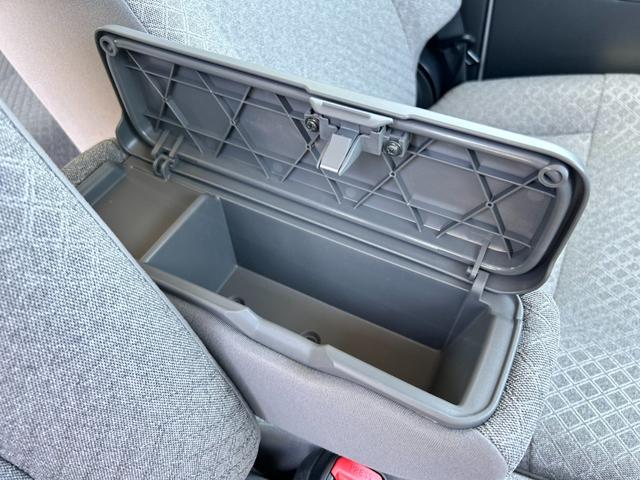 タント Ｘ　社外ナビ　全方位モニター　衝突軽減ブレーキ（31枚目）