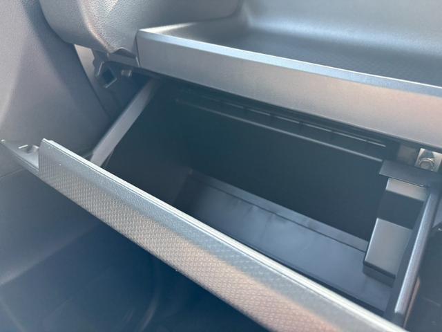 タント カスタムＸ　届出済未使用車　衝突軽減ブレーキ付き　シートヒーター　両側電動スライドドア　ＬＥＤヘッドライト（32枚目）