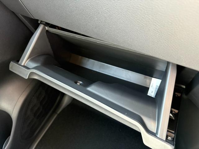 デリカミニ Ｇ　プレミアム　届出済未使用車　衝突軽減ブレーキ　両側電動スライドドア　キーフリー　オートエアコン（31枚目）
