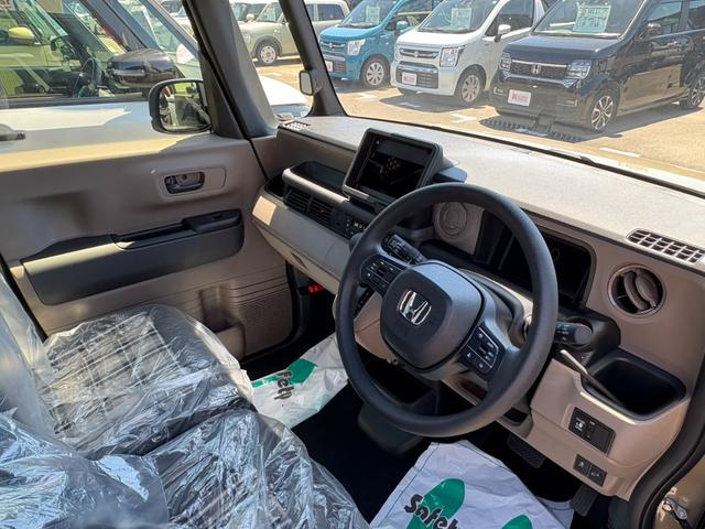 Ｎ－ＢＯＸジョイ ベースグレード　届出済未使用車　衝突軽減ブレーキ　片側電動スライドドア　バックカメラ　アダプティブクルーズコントロール　キーフリー　オートエアコン（18枚目）