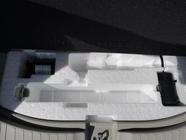 Ｎ－ＢＯＸ ベースグレード　届出済未使用車　衝突軽減ブレーキ　アダプティブクルーズコントロール　片側電動スライドドア　電子パーキング　ブレーキホールド　シートヒーター　キーフリー　オートエアコン（13枚目）