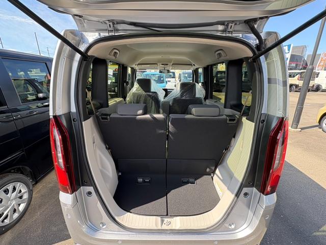 Ｎ－ＢＯＸ ベースグレード　届出済未使用車　衝突軽減ブレーキ　アダプティブクルーズコントロール　片側電動スライドドア　電子パーキング　ブレーキホールド　シートヒーター　キーフリー　オートエアコン（11枚目）