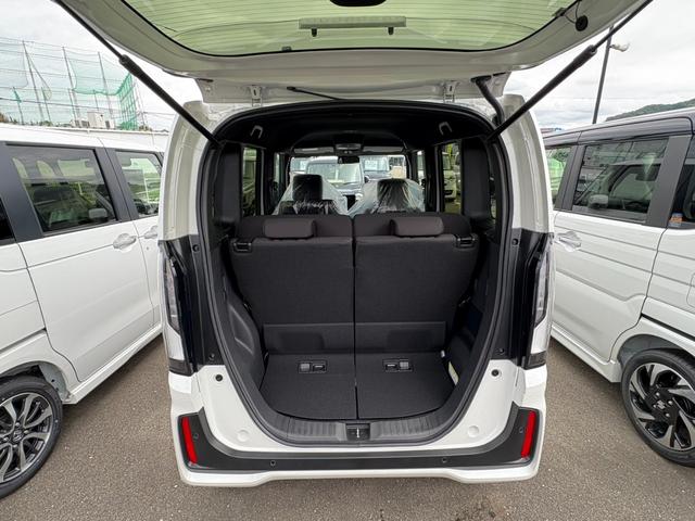 Ｎ－ＢＯＸカスタム ベースグレード　届出済未使用車　衝突軽減ブレーキ　アダプティブクルーズコントロール　片側電動スライドドア　電子パーキング　ブレーキホールド　シートヒーター　キーフリー　オートエアコン　純正アルミホイール（11枚目）