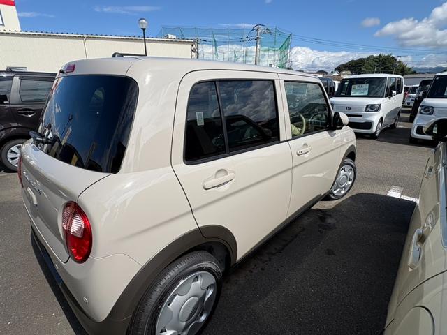 アルトラパン Ｌ　届出済未使用車　衝突軽減ブレーキ　全方位カメラ装着車　コーナーセンサー　シートヒーター　キーフリー　オートエアコン（9枚目）