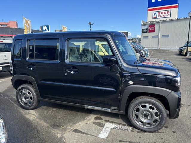 ハスラー ハイブリッドＧ　届出済未使用車　衝突軽減ブレーキ　クルーズコントロール　シートヒーター　コーナーセンサー　キーフリー　オートエアコン（8枚目）