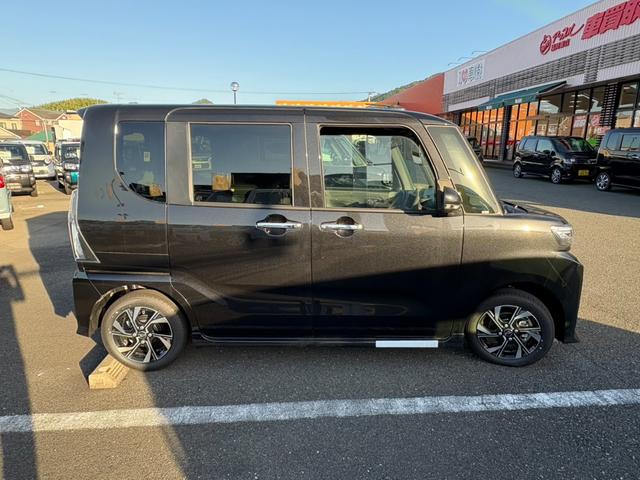 タント Ｘ　届出済未使用車　衝突軽減ブレーキ　両側電動スライドドア　シートヒーター　純正アルミホイール　コーナーセンサー　電子パーキング　ブレーキホールド　ステアリングスイッチ（9枚目）