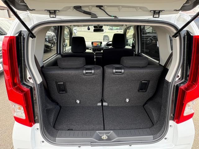 ムーヴ ＸリミテッドＩＩ　ＳＡＩＩＩ　衝突軽減ブレーキ　社外ナビ　フルセグＴＶ　ブルートゥース　バックカメラ　ＥＴＣ　ドライブレコーダー　シートヒーター　ステアリングスイッチ　純正アルミホイール　キーフリー　オートエアコン（12枚目）
