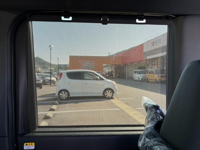 タント カスタムＸ　届出済未使用車　衝突軽減ブレーキ　両側電動スライドドア　電子パーキングブレーキ　ブレーキホールド　シートヒーター　キーフリー　オートエアコン（17枚目）