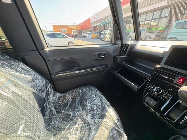 タント カスタムＸ　届出済未使用車　衝突軽減ブレーキ　両側電動スライドドア　電子パーキングブレーキ　ブレーキホールド　シートヒーター　キーフリー　オートエアコン（33枚目）