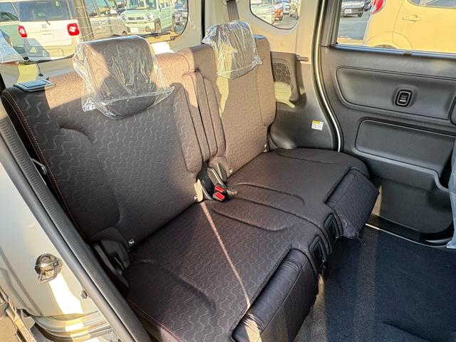 スペーシアギア ハイブリッドＸＺ　衝突軽減ブレーキ　両側電動スライドドア　ハンドルヒーター　シートヒーター　電子パーキングブレーキ　ブレーキホールド　純正アルミホイール　キーフリー　オートエアコン（13枚目）