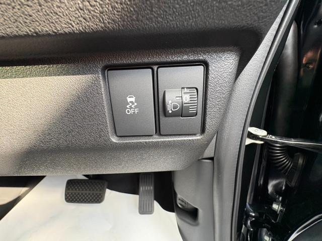 Ｎ－ＢＯＸカスタム ベースグレード　届出済未使用車　衝突軽減ブレーキ　片側電動スライドドア　シートヒーター　バックカメラ　純正アルミホイール（25枚目）