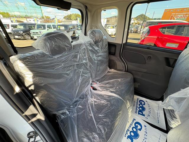 デリカミニ Ｇ　プレミアム　届出済未使用車　衝突軽減ブレーキ　アラウンドビューモニター　両側電動スライドドア　電子パーキングブレーキ　ブレーキホールド　ハンドルヒーター　純正アルミホイール（13枚目）