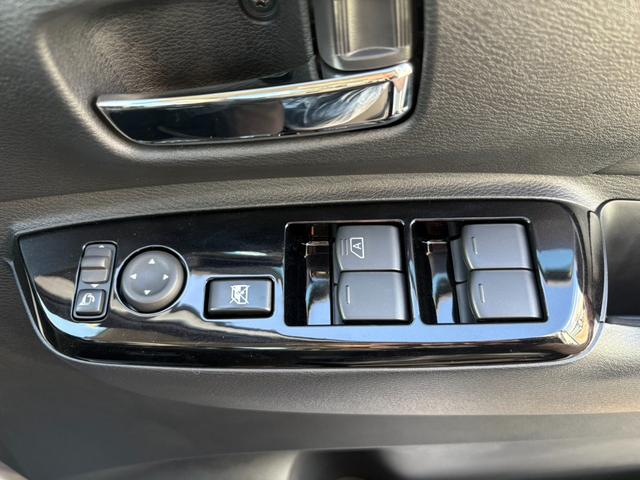 デリカミニ Ｇ　プレミアム　届出済未使用車　衝突軽減ブレーキ　アラウンドビューモニター　両側電動スライドドア　電子パーキングブレーキ　ブレーキホールド　ハンドルヒーター　純正アルミホイール（34枚目）