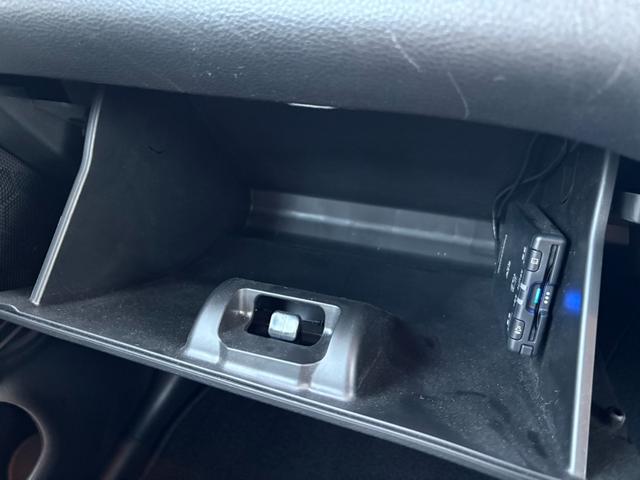 ソリオ ハイブリッドＭＺ　社外８インチナビ　フルセグＴＶ　ブルートゥース　ＤＶＤ再生　ＥＴＣ　両側電動スライドドア　ヘッドアップディスプレイ　コーナーセンサー　ドラレコ付き（47枚目）