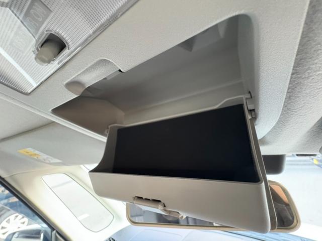 ソリオ ハイブリッドＭＺ　社外８インチナビ　フルセグＴＶ　ブルートゥース　ＤＶＤ再生　ＥＴＣ　両側電動スライドドア　ヘッドアップディスプレイ　コーナーセンサー　ドラレコ付き（58枚目）