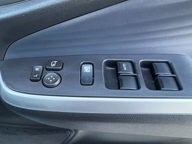 ソリオ ハイブリッドＭＺ　社外８インチナビ　フルセグＴＶ　ブルートゥース　ＤＶＤ再生　ＥＴＣ　両側電動スライドドア　ヘッドアップディスプレイ　コーナーセンサー　ドラレコ付き（63枚目）