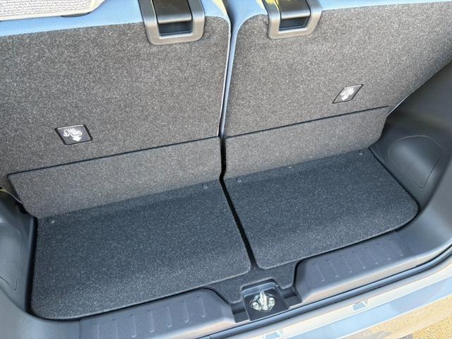 ムーヴキャンバス ストライプスＧ　届出済未使用車　衝突軽減ブレーキ　両側電動スライドドア　バックカメラ　シートヒーター　電子パーキングブレーキ　ブレーキホールド　ステアリングスイッチ（17枚目）