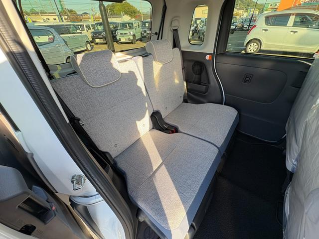 ムーヴキャンバス ストライプスＧ　届出済未使用車　衝突軽減ブレーキ　両側電動スライドドア　バックカメラ　シートヒーター　電子パーキングブレーキ　ブレーキホールド　ステアリングスイッチ（19枚目）