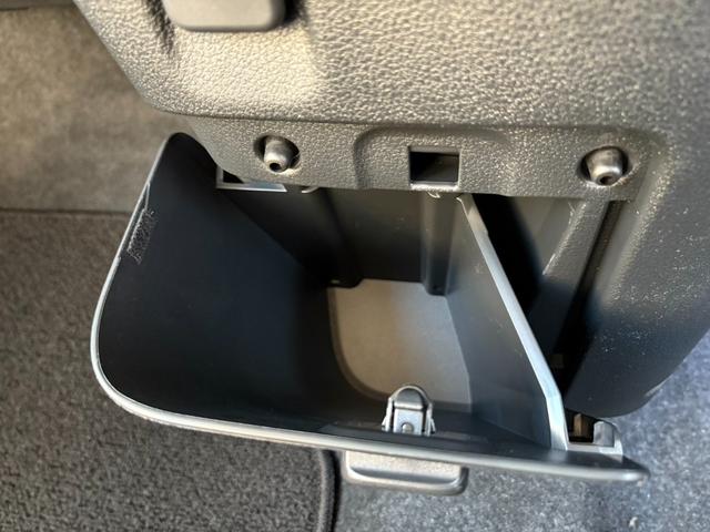 ムーヴキャンバス ストライプスＧ　届出済未使用車　衝突軽減ブレーキ　両側電動スライドドア　バックカメラ　シートヒーター　電子パーキングブレーキ　ブレーキホールド　ステアリングスイッチ（39枚目）