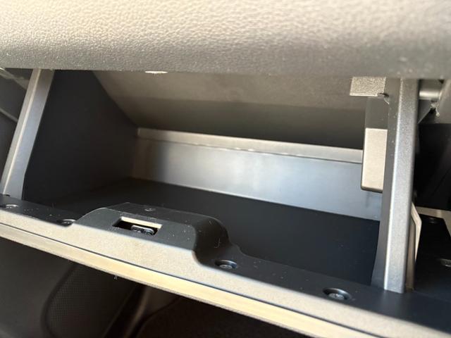 ムーヴキャンバス ストライプスＧ　届出済未使用車　衝突軽減ブレーキ　両側電動スライドドア　バックカメラ　シートヒーター　電子パーキングブレーキ　ブレーキホールド　ステアリングスイッチ（41枚目）