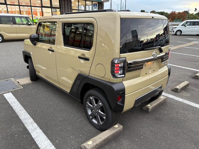 タフト Ｇ　ダーククロムベンチャー　届出済未使用車　衝突軽減ブレーキ　電子パーキングブレーキ　ブレーキホールド機能　ガラスルーフ　純正アルミホイール（12枚目）