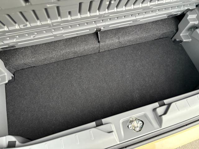 タフト Ｇ　ダーククロムベンチャー　届出済未使用車　衝突軽減ブレーキ　電子パーキングブレーキ　ブレーキホールド機能　ガラスルーフ　純正アルミホイール（18枚目）