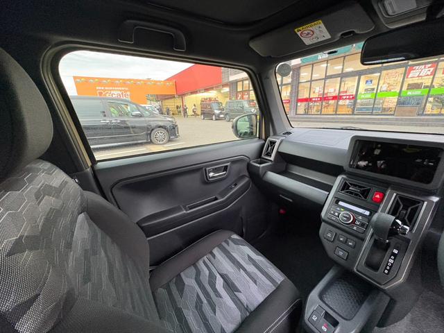 タフト Ｇ　ダーククロムベンチャー　届出済未使用車　衝突軽減ブレーキ　電子パーキングブレーキ　ブレーキホールド機能　ガラスルーフ　純正アルミホイール（38枚目）