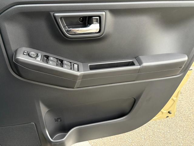 タフト Ｇ　ダーククロムベンチャー　届出済未使用車　衝突軽減ブレーキ　電子パーキングブレーキ　ブレーキホールド機能　ガラスルーフ　純正アルミホイール（48枚目）