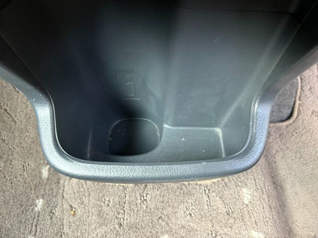 モコ Ｘ　１月５日限定販売　純正ナビ　ワンセグＴＶ　ブルートゥース　ＤＶＤ再生　ＥＴＣ　オートエアコン　キーフリー（31枚目）