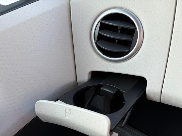 モコ Ｘ　１月５日限定販売　純正ナビ　ワンセグＴＶ　ブルートゥース　ＤＶＤ再生　ＥＴＣ　オートエアコン　キーフリー（36枚目）