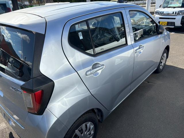 ミライース L SAIII 届出済未使用車 衝突軽減ブレーキサポート キーレス マニュアルエアコン(10枚目)