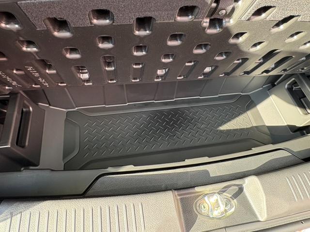 ハスラー タフワイルド　届出済未使用車　衝突軽減ブレーキ　シートヒーター　フォグランプ　ルーフキャリア　クルーズコントロール　コーナーセンサー　ステアリングスイッチ　キーフリー　オートエアコン（15枚目）