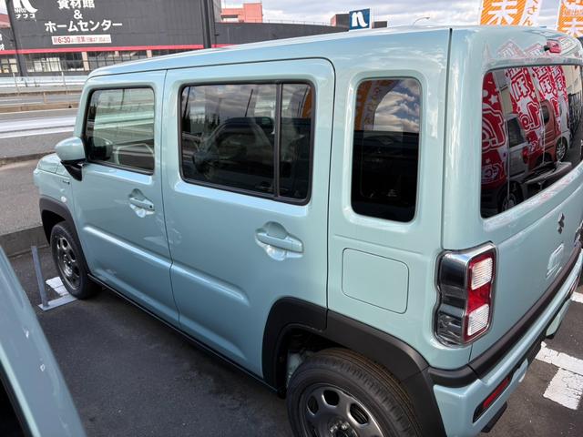 ハスラー 　届出済未使用車　衝突軽減ブレーキ　シートヒーター　クルーズコントロール　コーナーセンサー　ステアリングスイッチ　キーフリー　オートエアコン（12枚目）