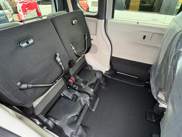 Ｎ－ＢＯＸ ベースグレード　衝突軽減ブレーキ　片側電動スライドドア　アダプティブクルーズコントロール　ステアリングスイッチ　シートヒーター　電子パーキングブレーキ　ブレーキホールド（17枚目）