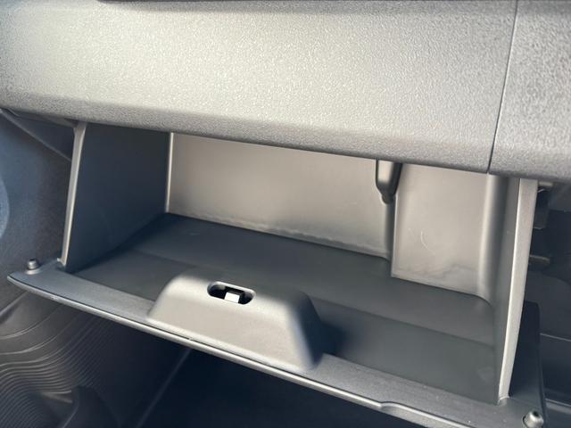 Ｎ－ＢＯＸカスタム ベースグレード　衝突軽減ブレーキ　片側電動スライドドア　アダプティブクルーズコントロール　ステアリングスイッチ　シートヒーター　電子パーキングブレーキ　ブレーキホールド（42枚目）