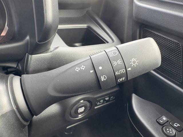 スペーシアギア ハイブリッドＸＺ　純正９インチナビ　全方位モニター付き　両側電動スライドドア　シートヒーター　ハンドルヒーター　スリムサーキュレーター　電子パーキングブレーキ　ブレーキホールド機能　純正アルミホイール（29枚目）