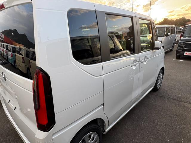 Ｎ－ＢＯＸ ベースグレード　衝突軽減ブレーキ　片側電動スライドドア　アダプティブクルーズコントロール　ステアリングスイッチ　シートヒーター　電子パーキングブレーキ　ブレーキホールド（10枚目）