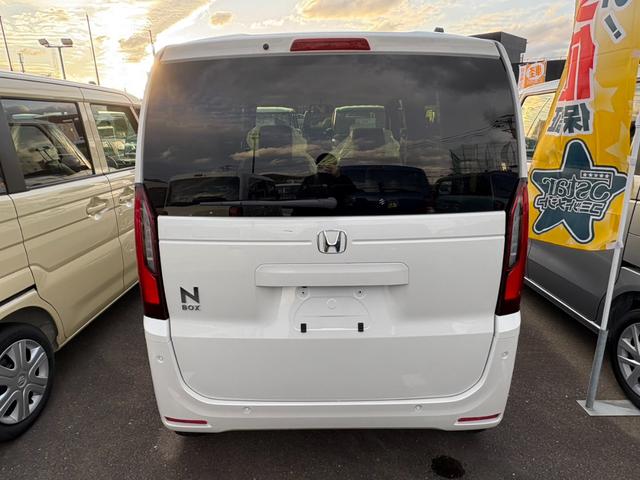 Ｎ－ＢＯＸ ベースグレード　衝突軽減ブレーキ　片側電動スライドドア　アダプティブクルーズコントロール　ステアリングスイッチ　シートヒーター　電子パーキングブレーキ　ブレーキホールド（11枚目）