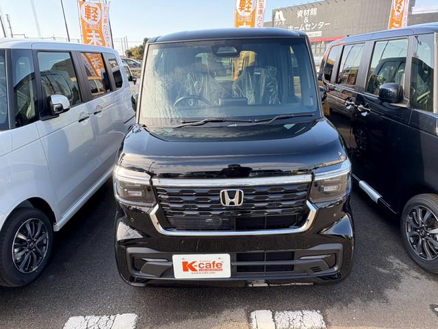 Ｎ－ＢＯＸカスタム ベースグレード　届出済未使用車　衝突軽減ブレーキ　片側電動スライドドア　アダプティブクルーズコントロール　ステアリングスイッチ　シートヒーター　電子パーキングブレーキ　ブレーキホールド（8枚目）